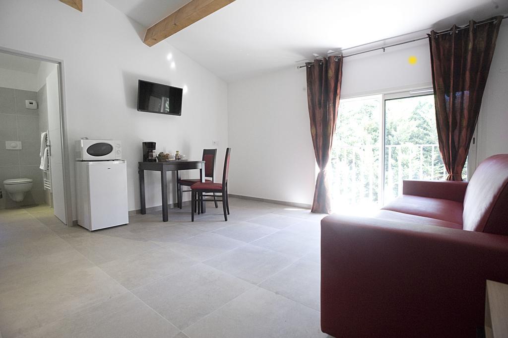 The Originals City, Hotel Les Bastides Du Gapeau Sollies-Toucas Room photo